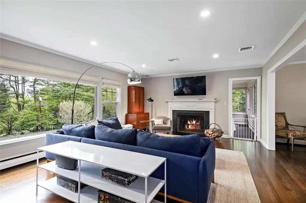 33 W Orchard Road Chappaqua NY 10514