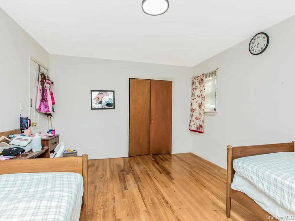 18 South Circle Yonkers NY 10703