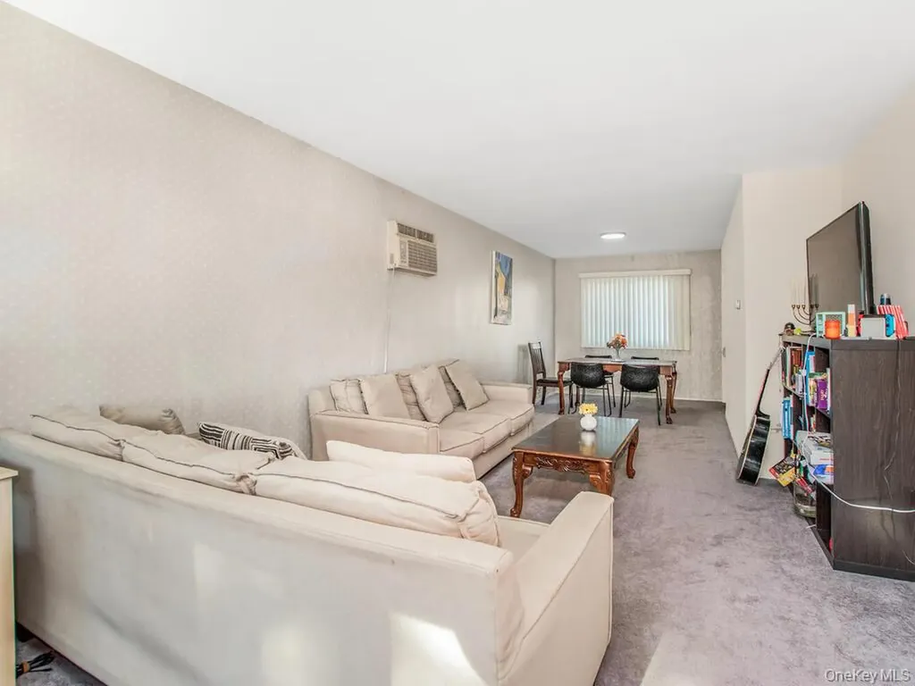 18 South Circle Yonkers NY 10703