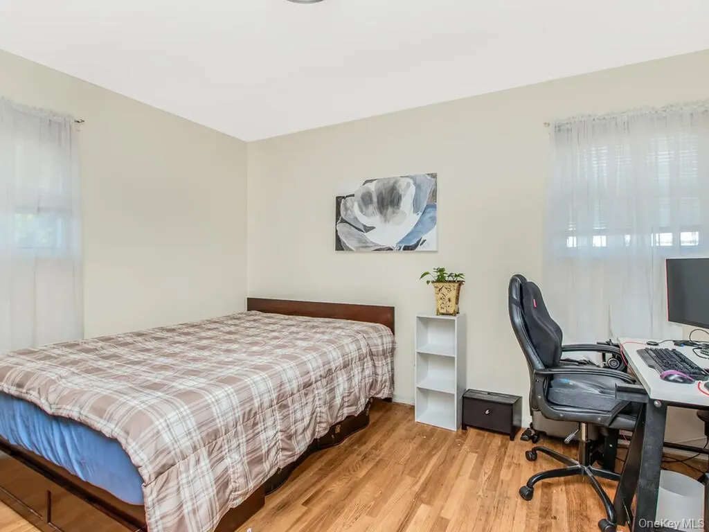 18 South Circle Yonkers NY 10703