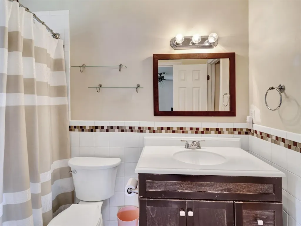 10 Victoria Drive Nanuet NY 10954