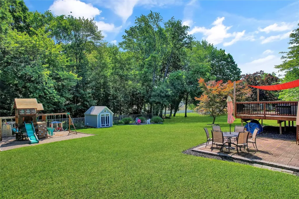10 Victoria Drive Nanuet NY 10954