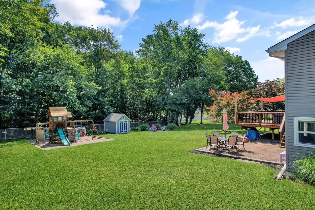 10 Victoria Drive Nanuet NY 10954