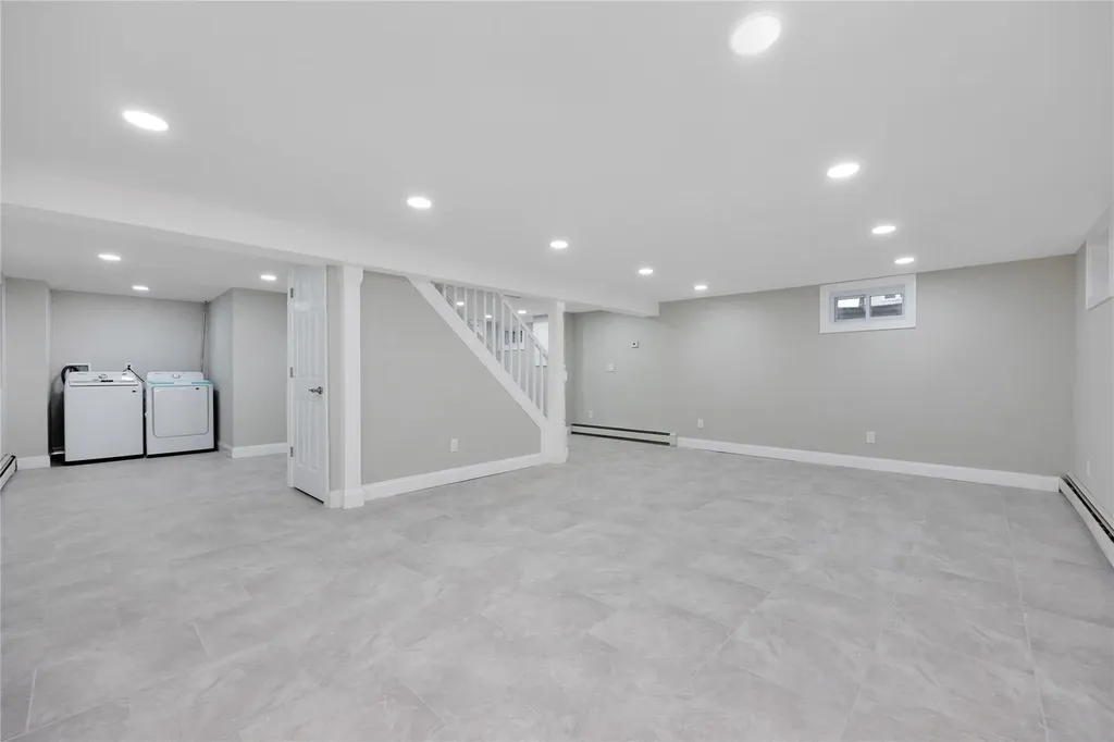 95 Marvin Avenue Hempstead NY 11550