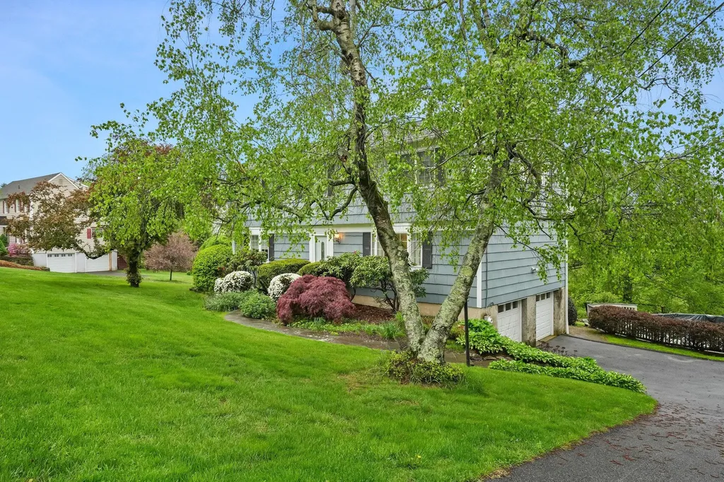 34 Sunset Drive North Salem NY 10560