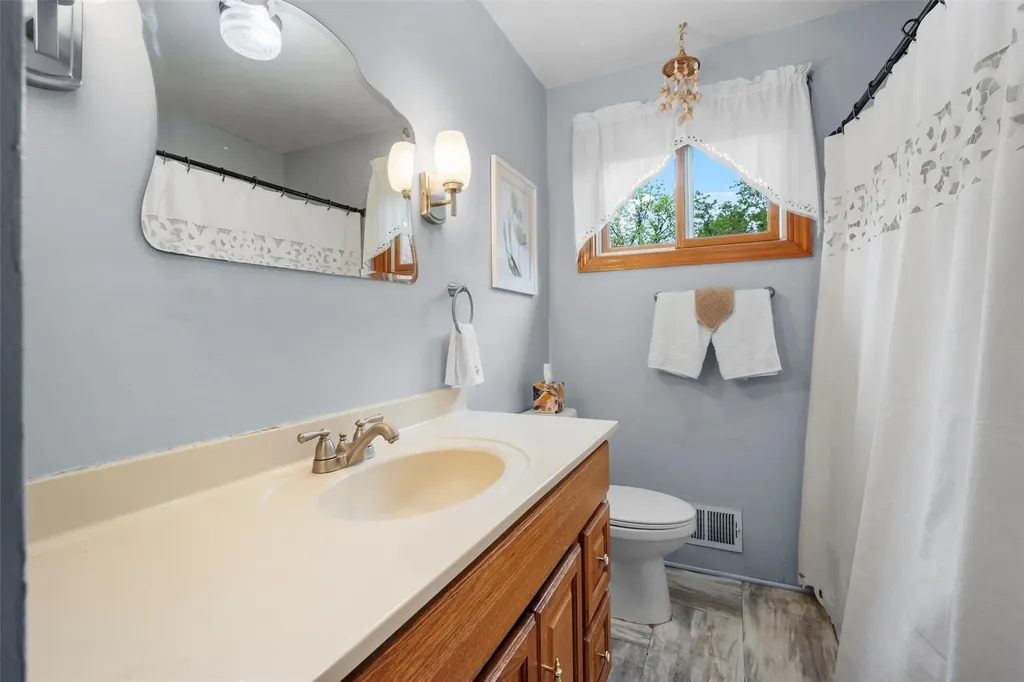 32 Boniello Drive Mahopac NY 10541
