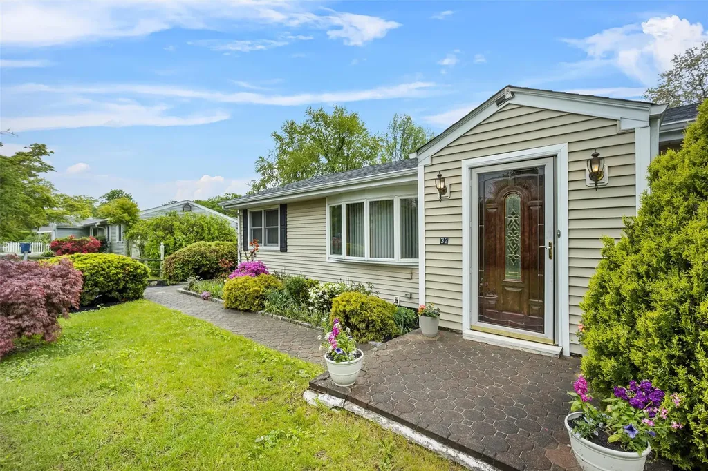 32 Boniello Drive Mahopac NY 10541