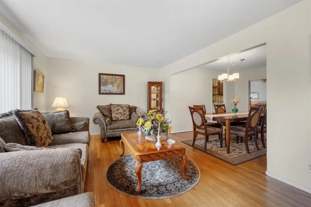 32 Boniello Drive Mahopac NY 10541