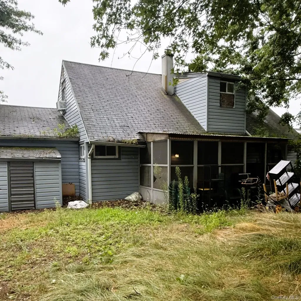 3157 Brixton Lane Levittown NY 11756