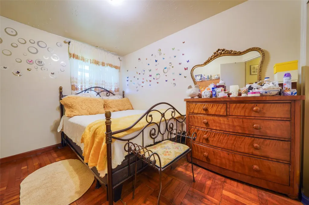 850 E 231st Street Bronx NY 10466
