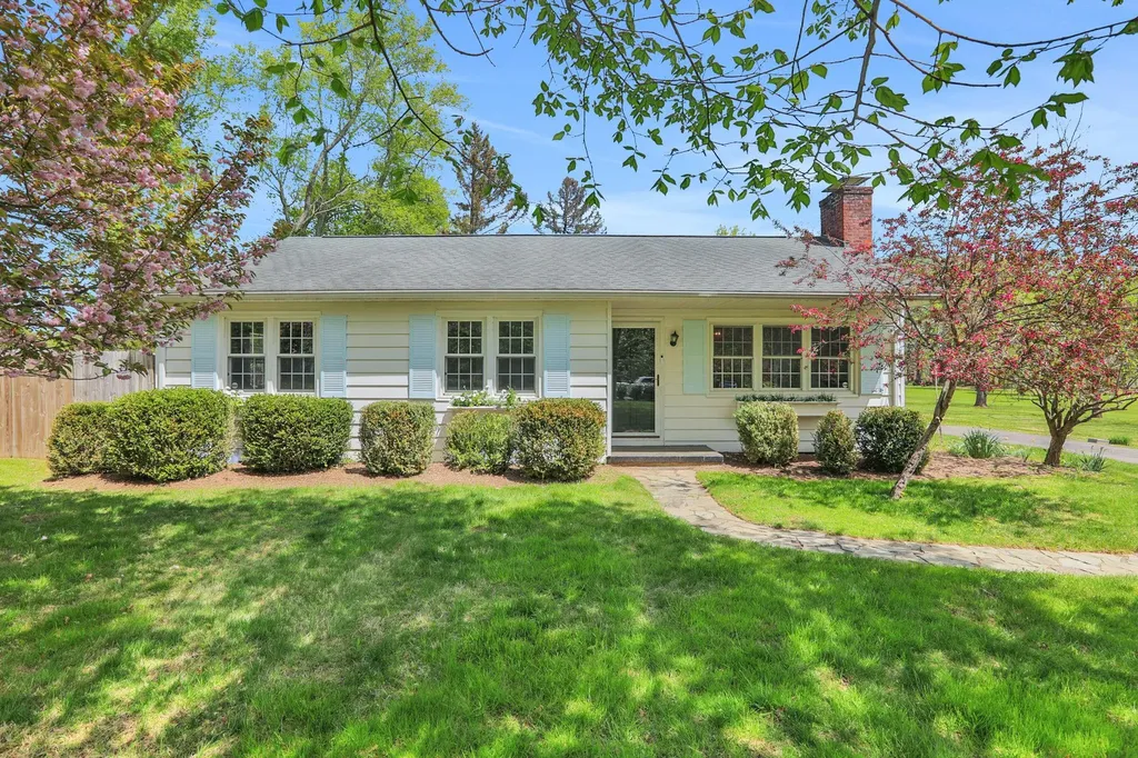 152 Schoonmaker Lane Stone Ridge NY 12484