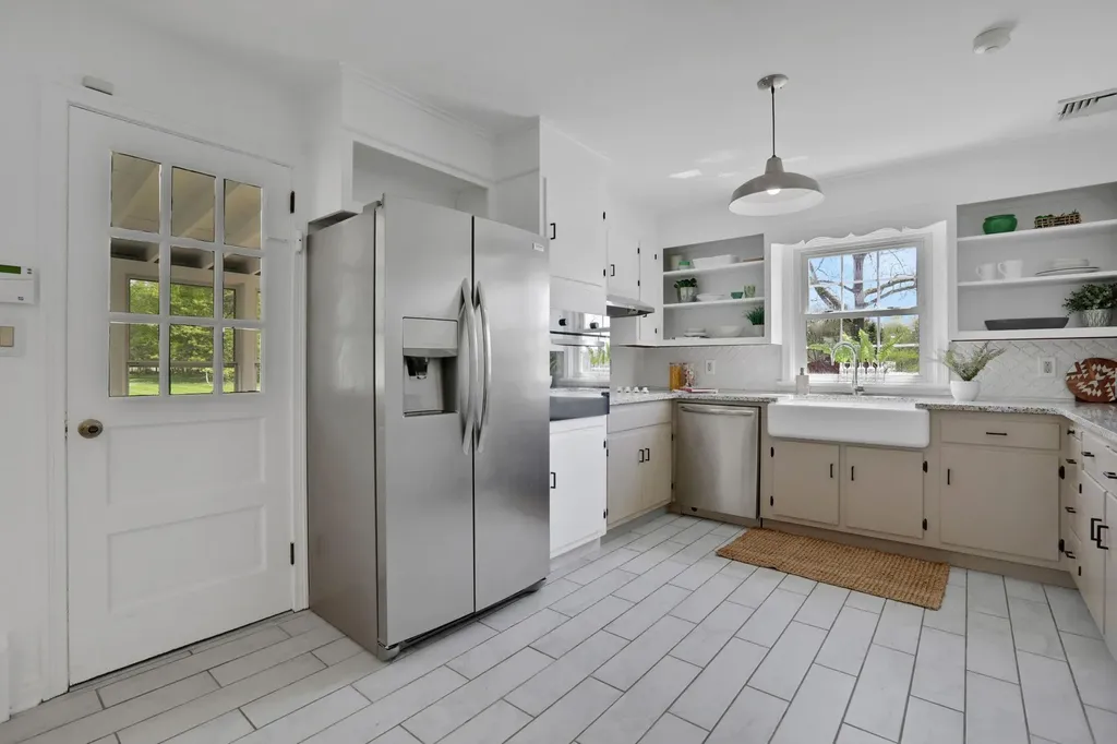 152 Schoonmaker Lane Stone Ridge NY 12484