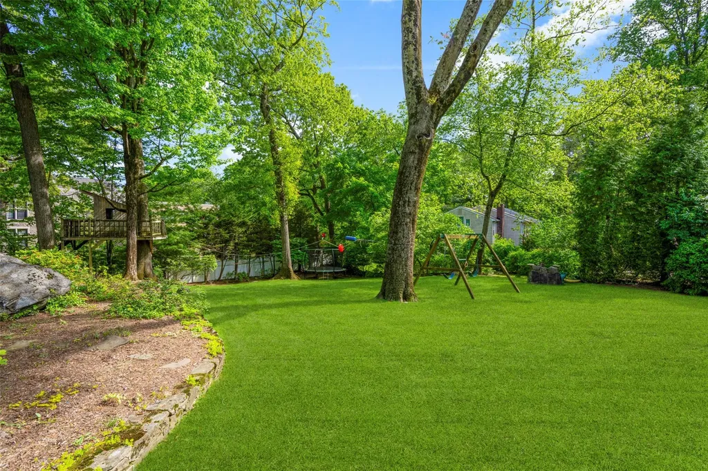 1 Eck Place New Rochelle NY 10804