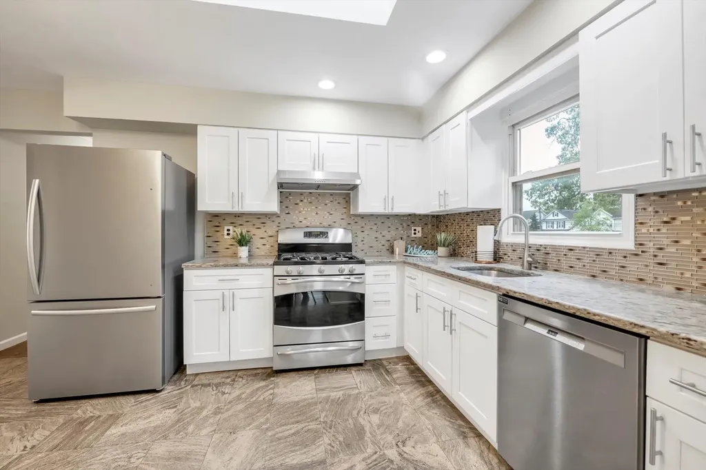 76 Melrose Avenue Lynbrook NY 11563