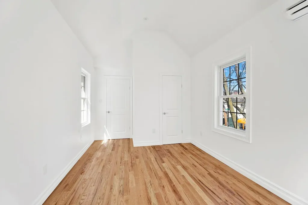 3780 Willett Avenue Bronx NY 10467