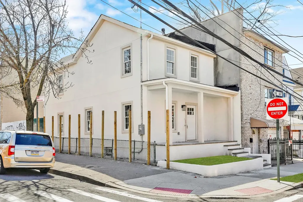 3780 Willett Avenue Bronx NY 10467