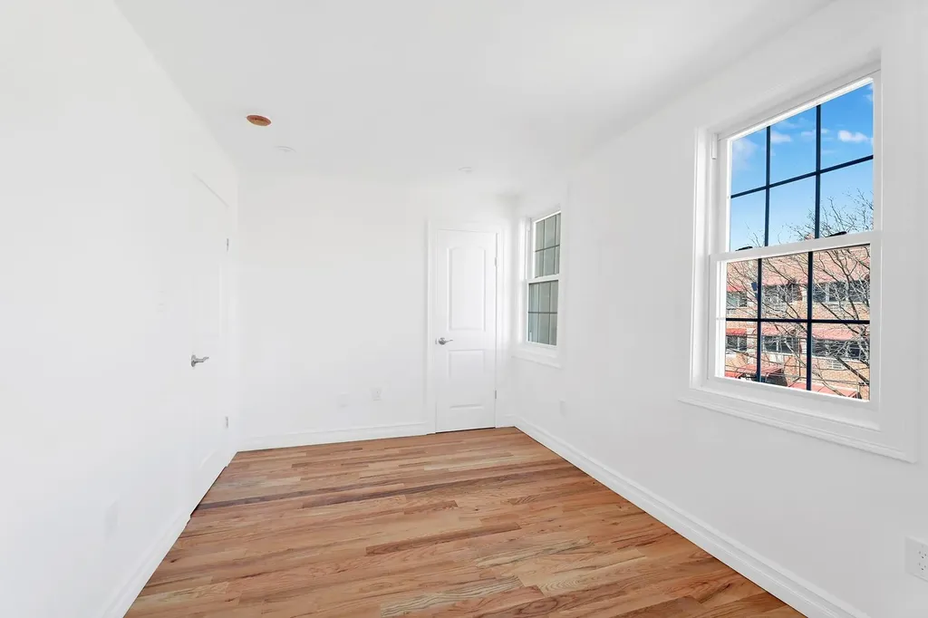 3780 Willett Avenue Bronx NY 10467
