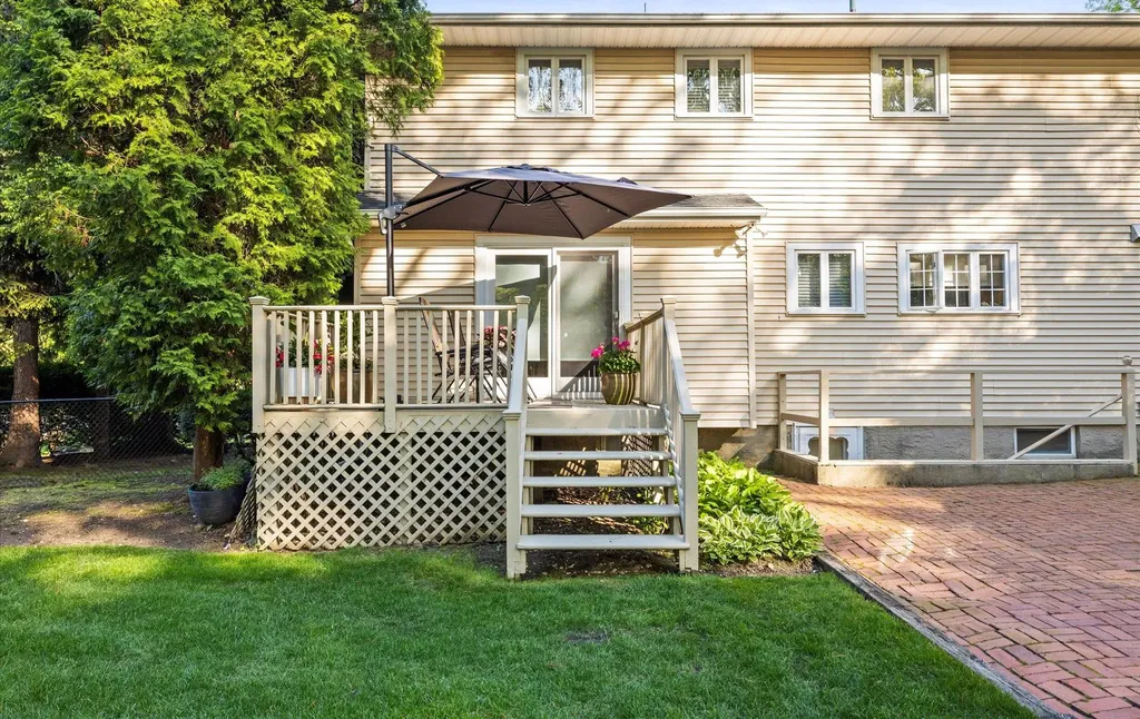 90 Gannet Drive Commack NY 11725