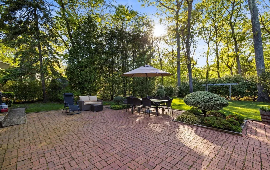 90 Gannet Drive Commack NY 11725
