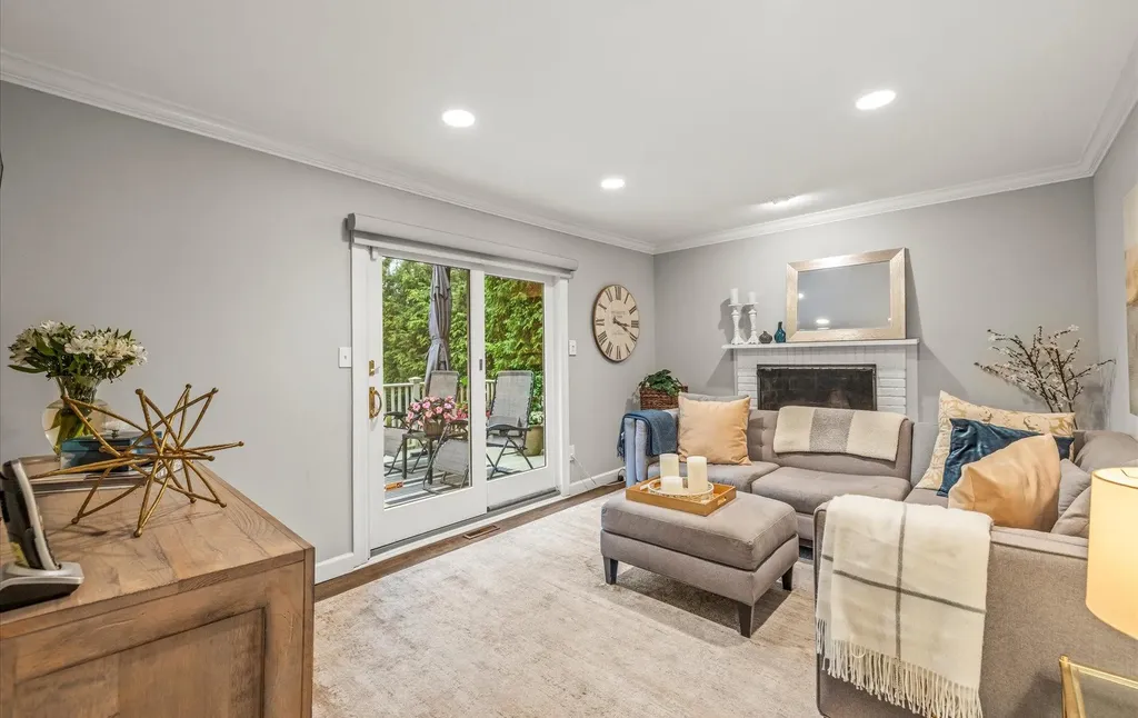 90 Gannet Drive Commack NY 11725