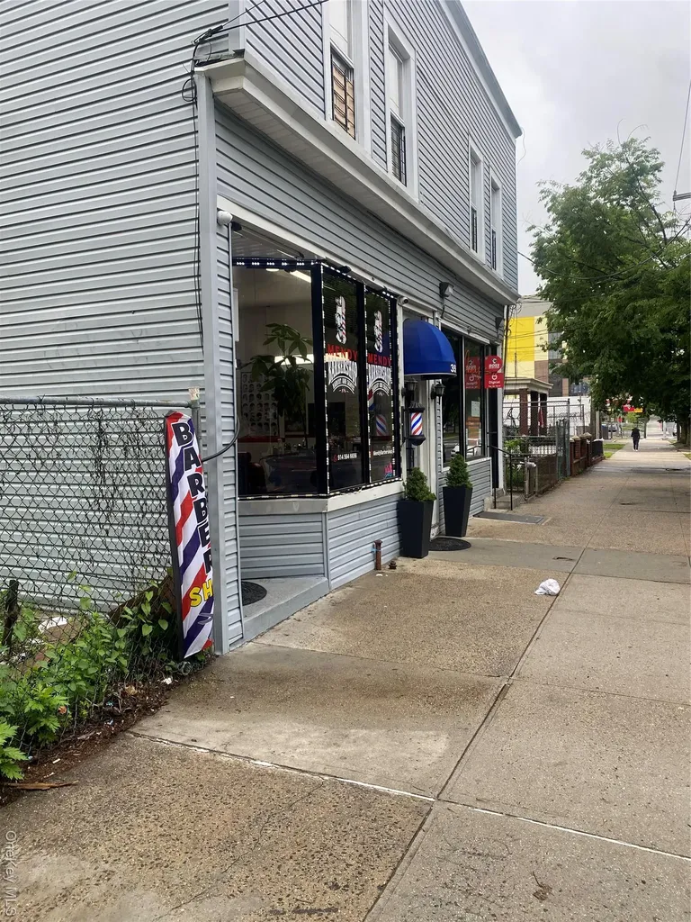 354 Riverdale Avenue Yonkers NY 10705