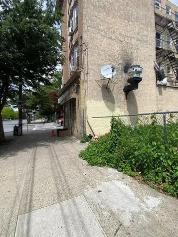 354 Riverdale Avenue Yonkers NY 10705