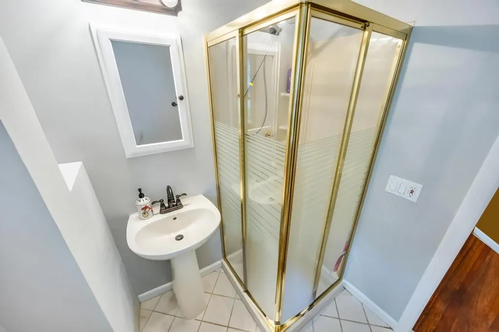 119 Floral Avenue Bethpage NY 11714