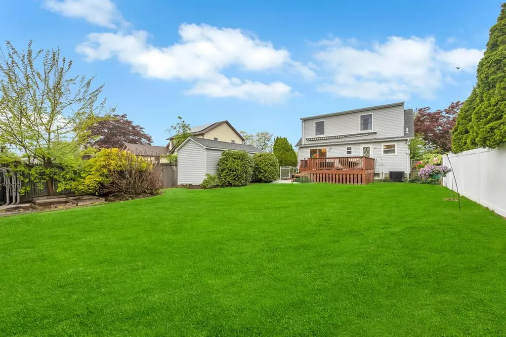 119 Floral Avenue Bethpage NY 11714