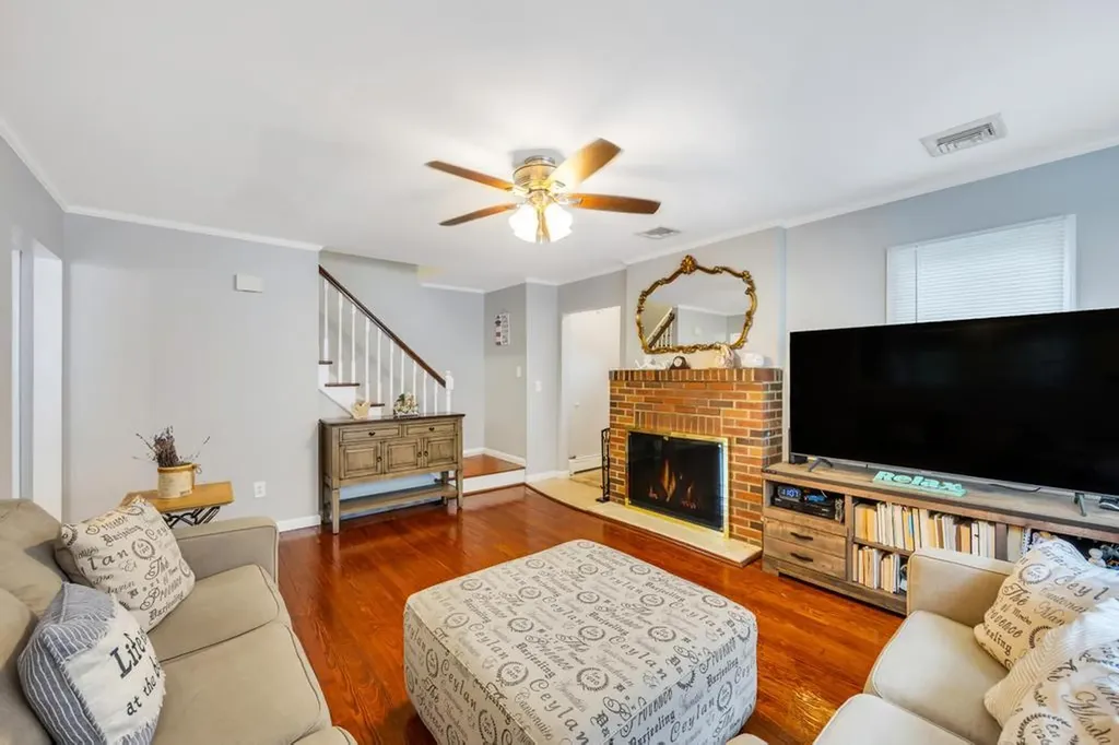 119 Floral Avenue Bethpage NY 11714