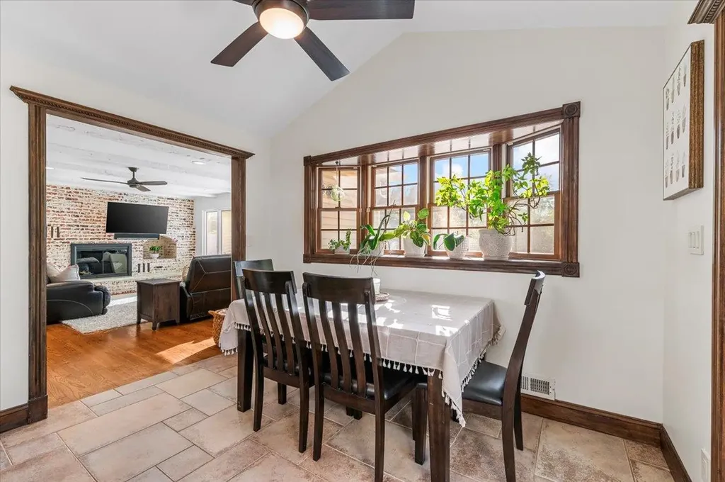 20 Greene Drive Commack NY 11725