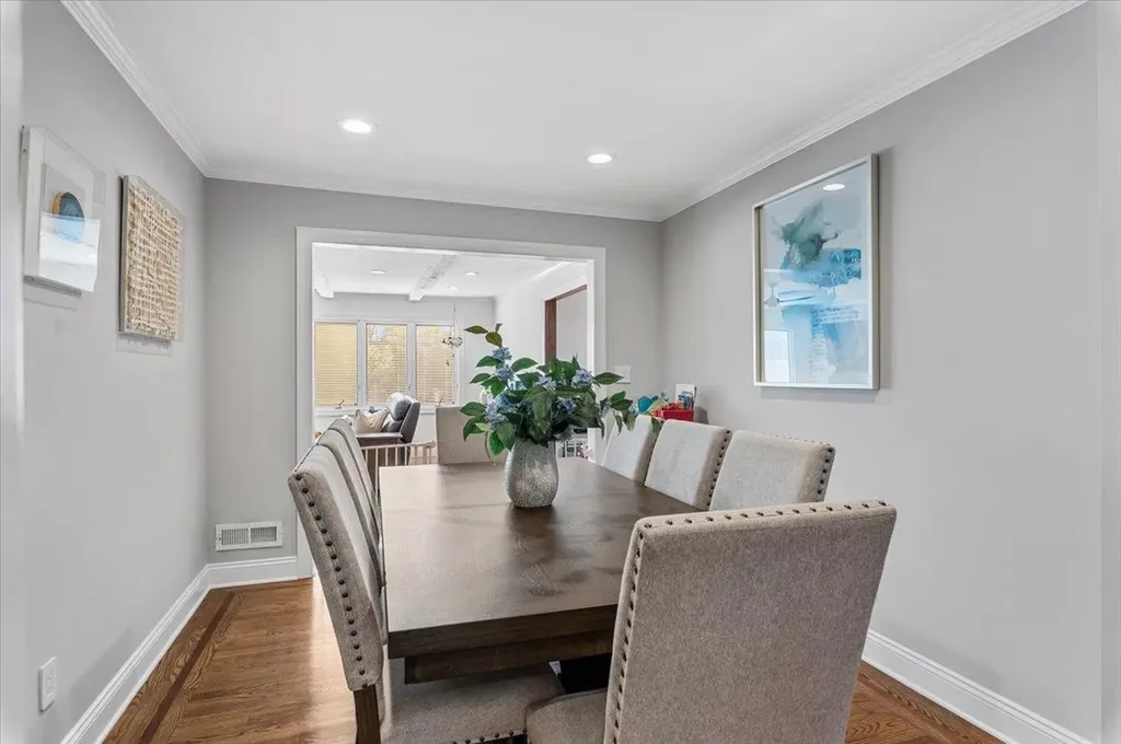 20 Greene Drive Commack NY 11725
