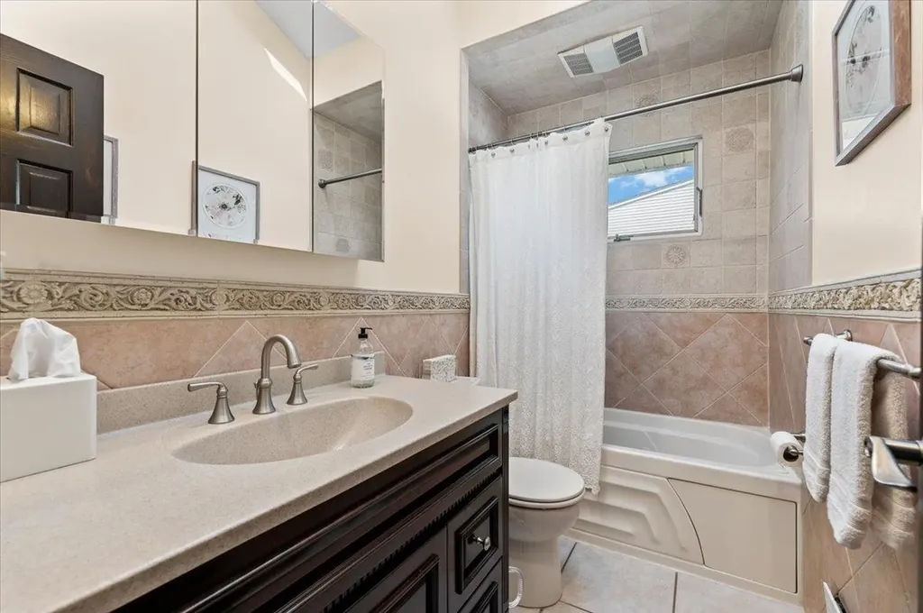 20 Greene Drive Commack NY 11725