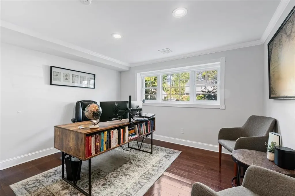 20 Greene Drive Commack NY 11725