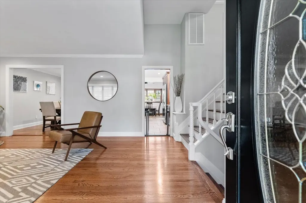 20 Greene Drive Commack NY 11725