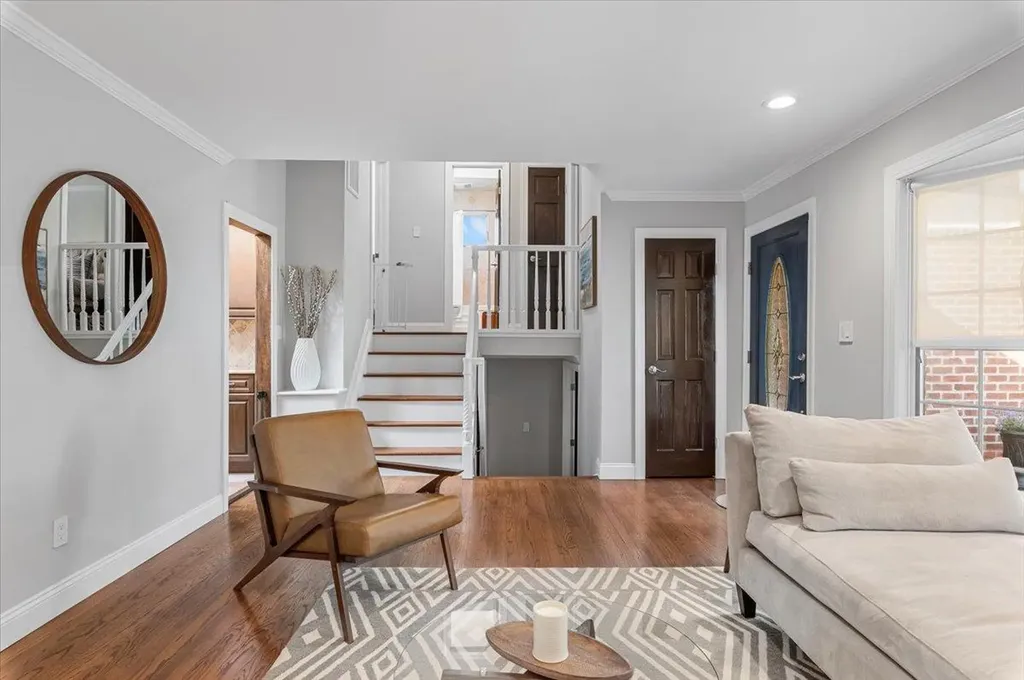 20 Greene Drive Commack NY 11725
