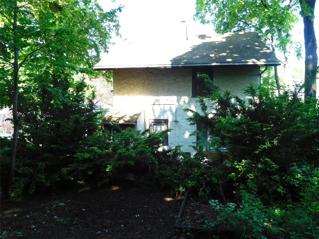 54 S Stone Avenue Elmsford NY 10523