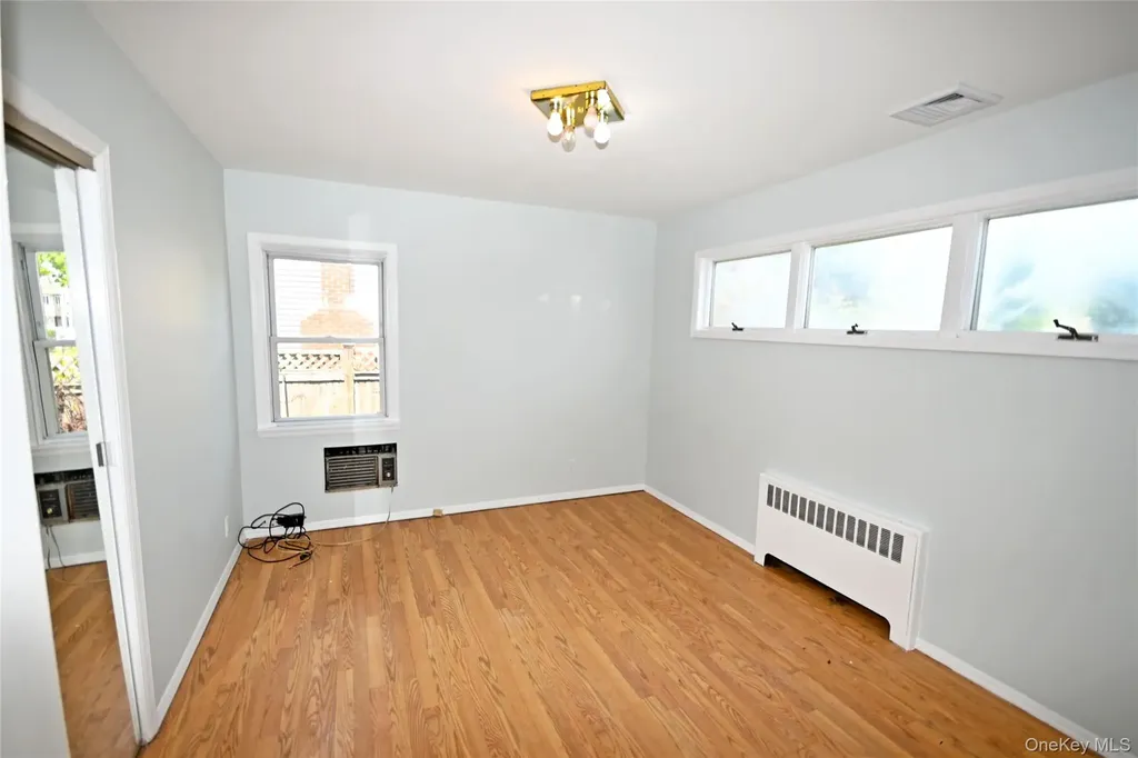 2198 Willow Street Wantagh NY 11793