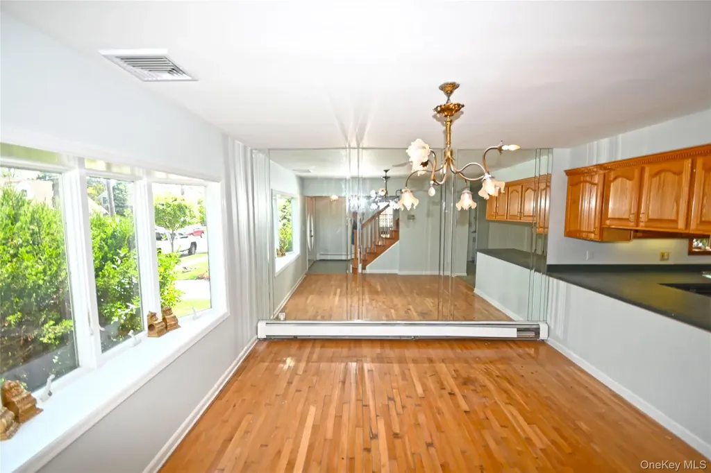2198 Willow Street Wantagh NY 11793