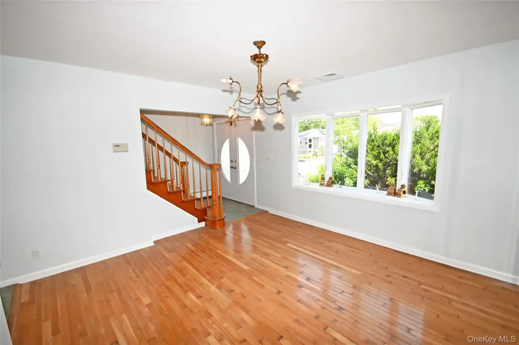 2198 Willow Street Wantagh NY 11793