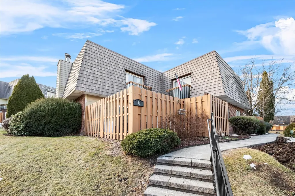 78 Laudaten Way Warwick NY 10990