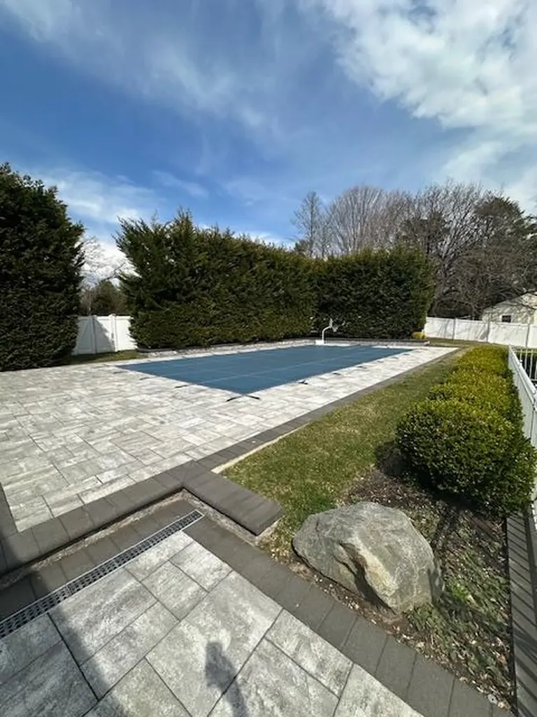 9 Melrose Road Dix Hills NY 11746