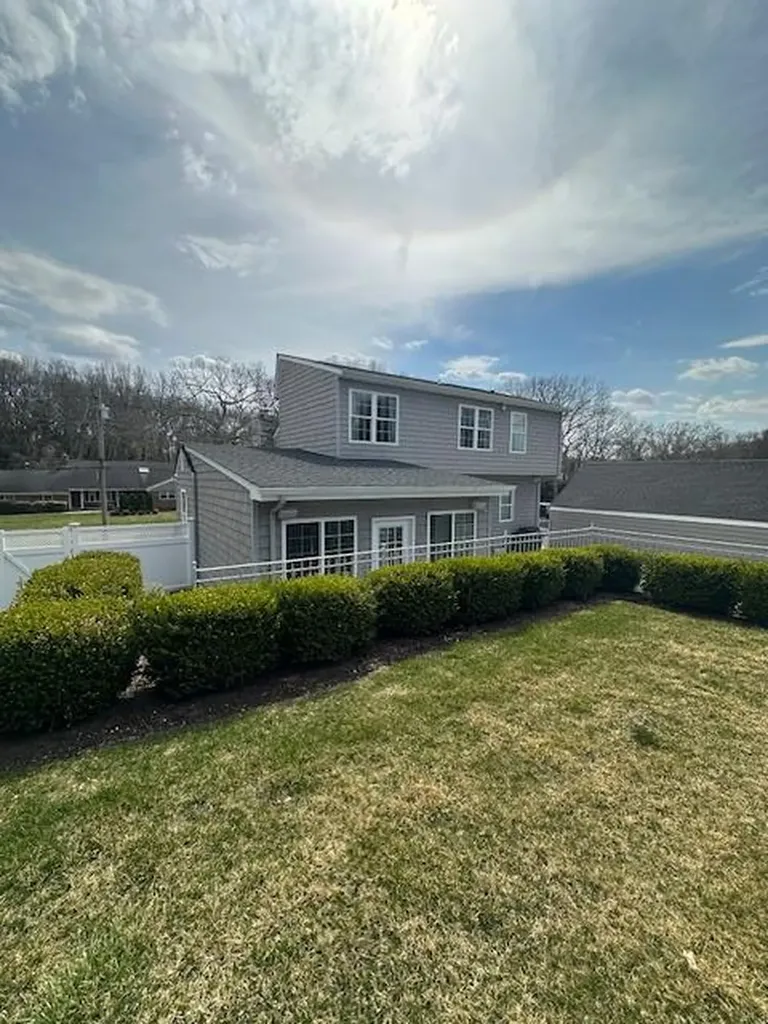 9 Melrose Road Dix Hills NY 11746