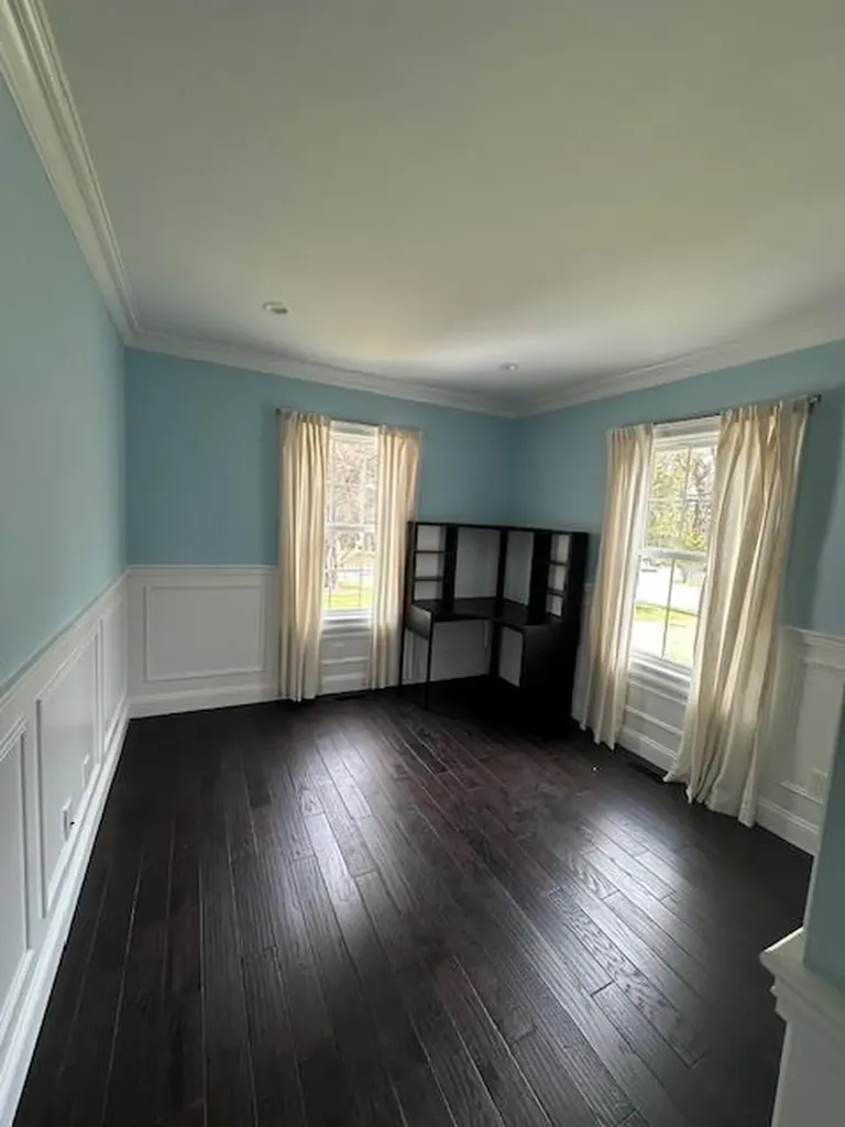 9 Melrose Road Dix Hills NY 11746