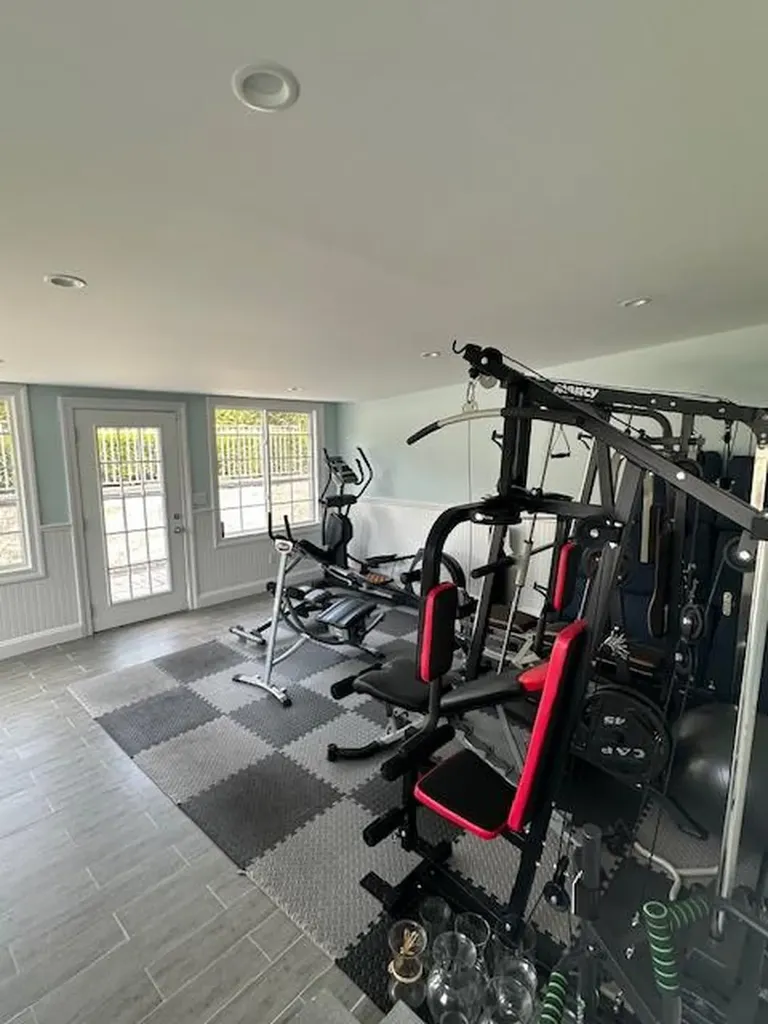 9 Melrose Road Dix Hills NY 11746