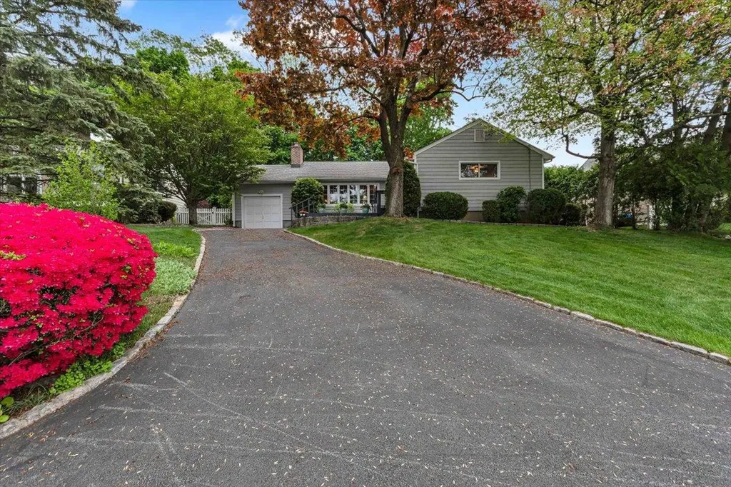 3 Columbia Road Ardsley NY 10502