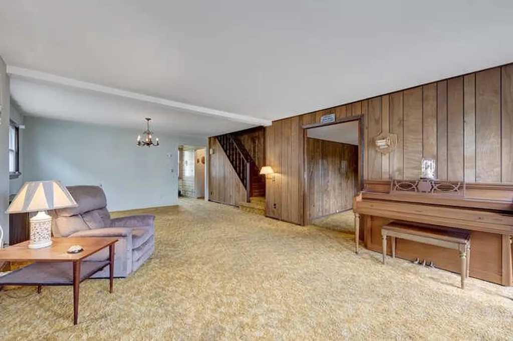 4 Hillcrest Drive Glen Head NY 11545