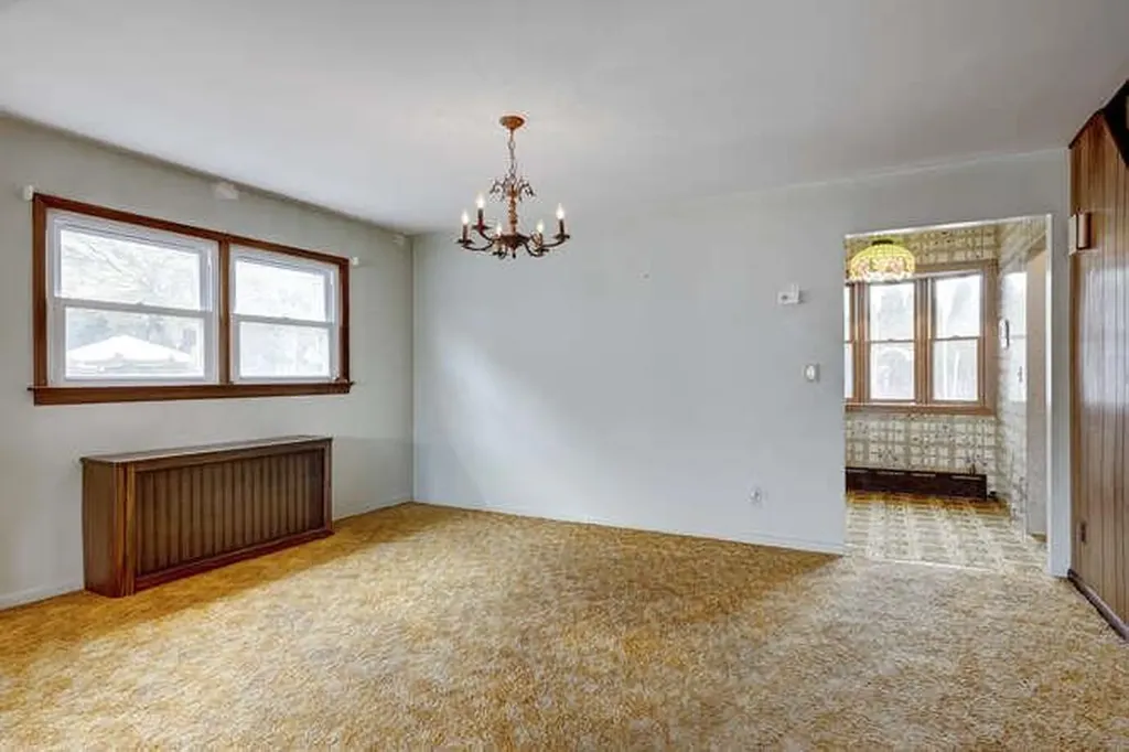 4 Hillcrest Drive Glen Head NY 11545