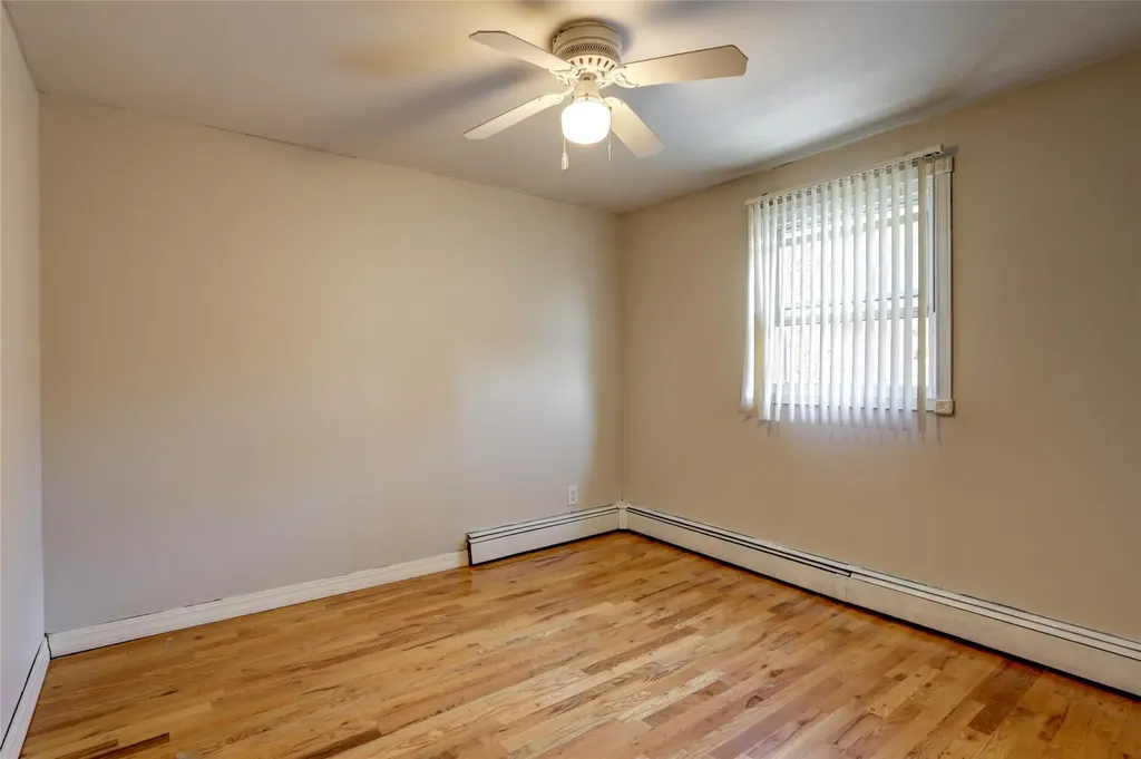 31 Ostend Road Island Park NY 11558