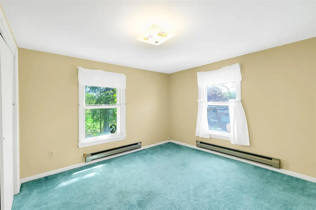 22 Milton Turnpike Milton NY 12547