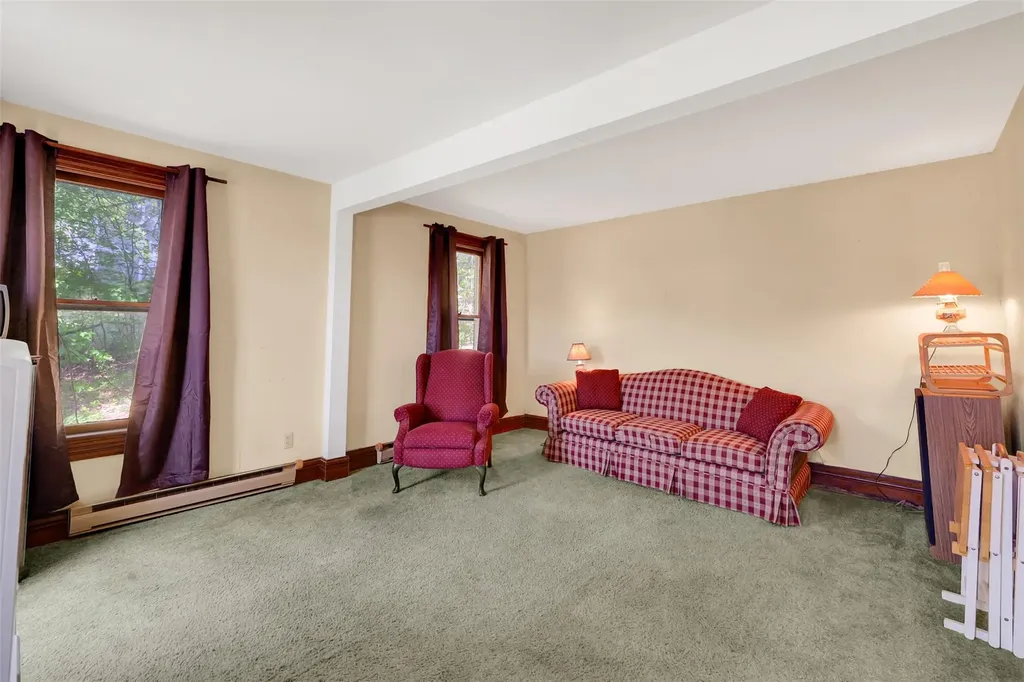 22 Milton Turnpike Milton NY 12547